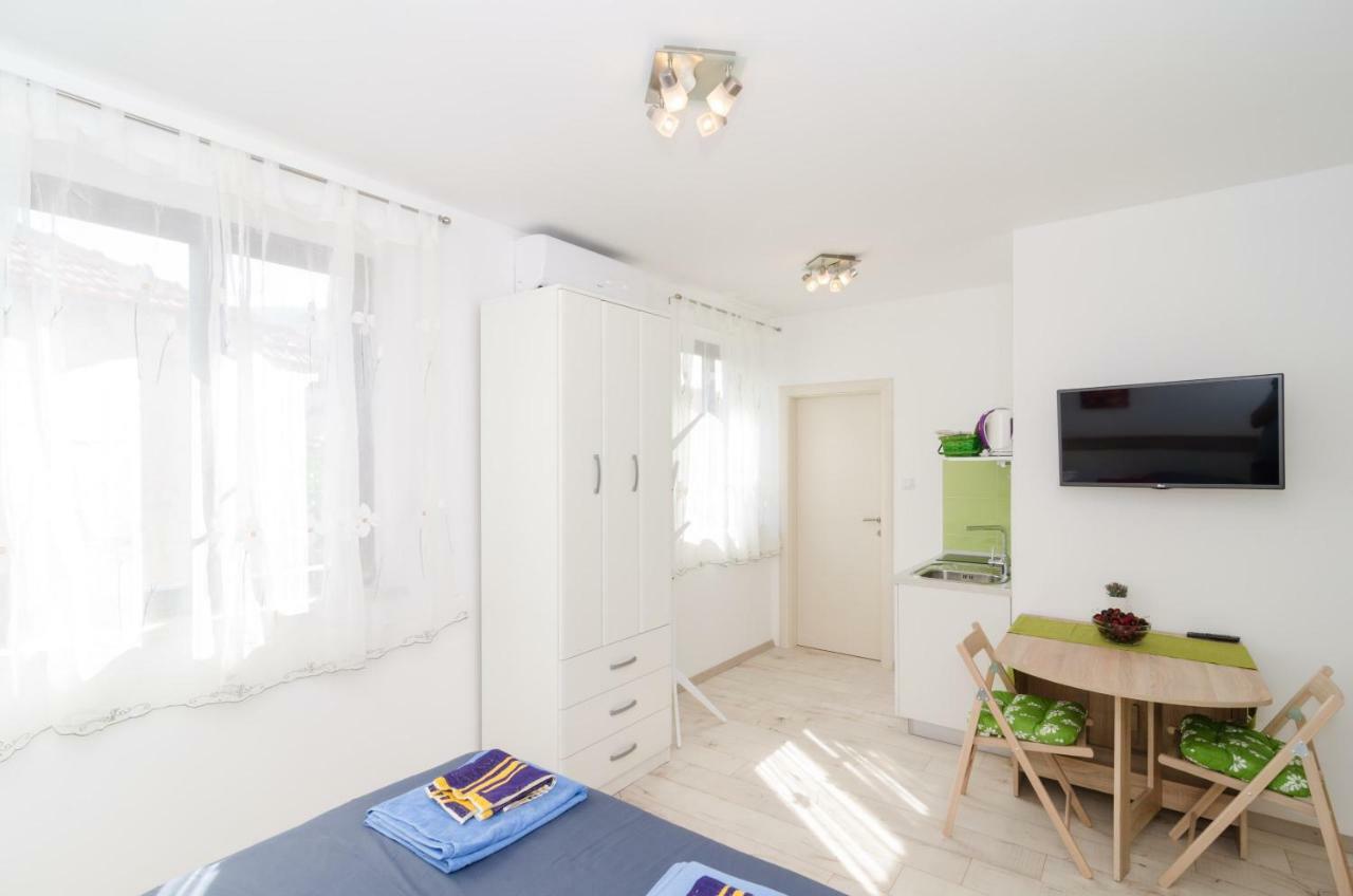 Apartments Eva 杜布罗夫尼克 外观 照片